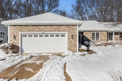Photo of 6895 Hunters Creek #57, Kalamazoo, MI 49048 (MLS # 25060912)