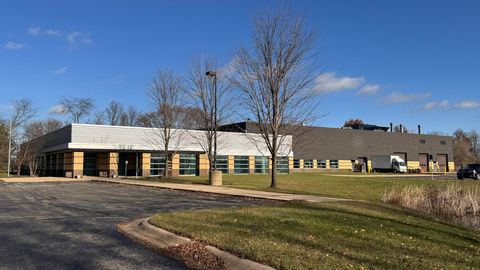 1507 S Kalamazoo Avenue Marshall MI 49068