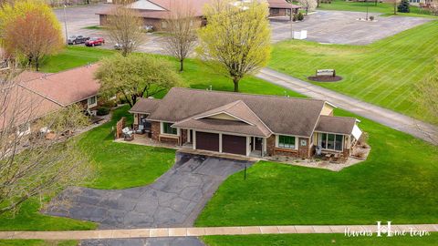 Photo of 3072 Beechridge Drive #64, Hudsonville, MI 49426 (MLS # 26017153)