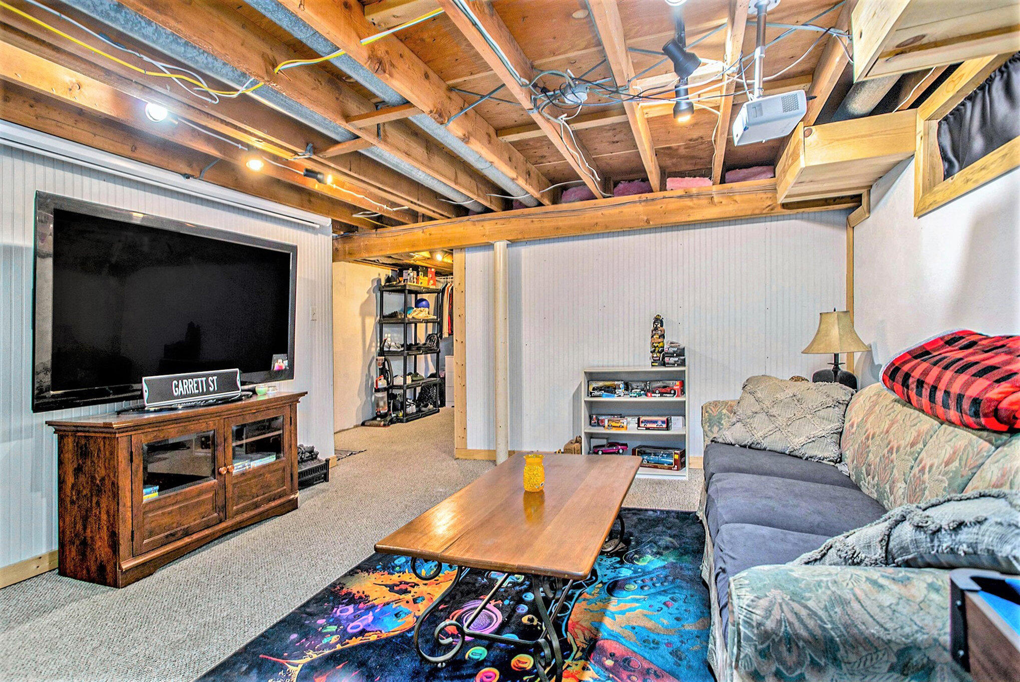 Marshall, Michigan 49068, United States, 4 Bedrooms Bedrooms, ,2 BathroomsBathrooms,Residential,Pending,143517