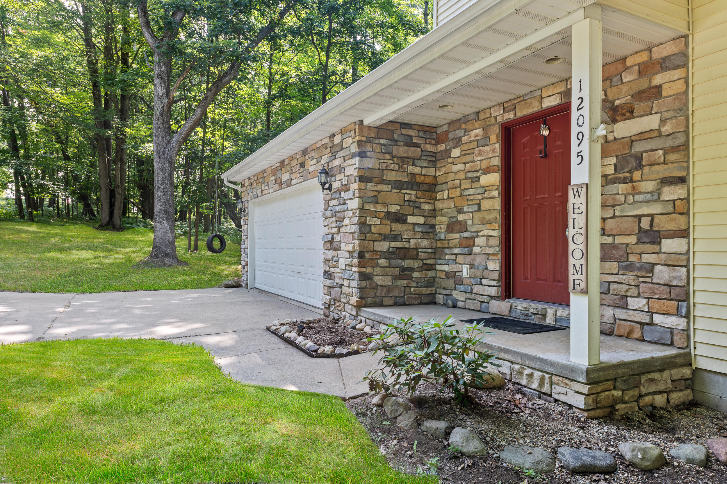 12095 Dubois Drive