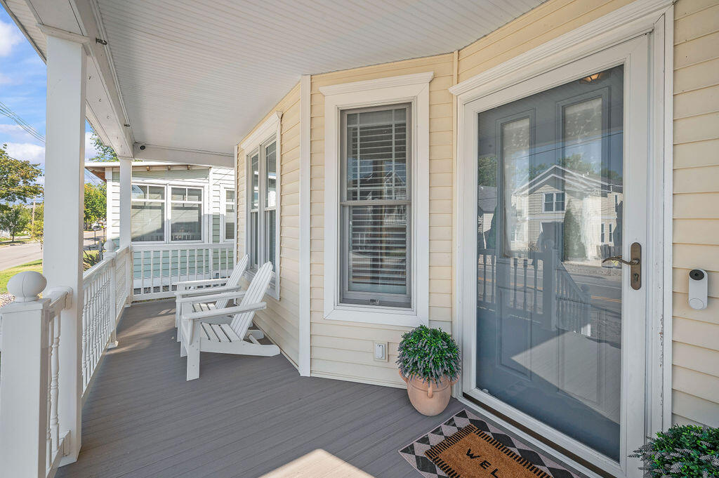 909 Lions Park Drive