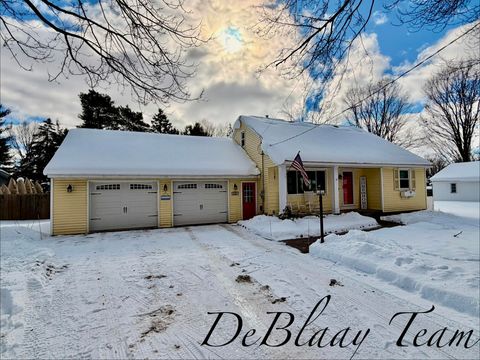 Photo of 4082 Marion Street, Hudsonville, MI 49426 (MLS # 26004648)