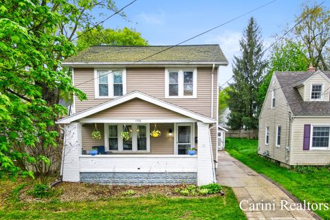1358 Johnston Street SE, Grand Rapids, MI 49507 - MLS#: 25019235