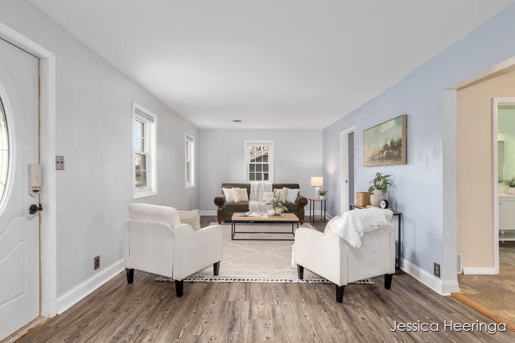 Photo of 475 Northland Court NE, Rockford, MI 49341 (MLS # 26013102)