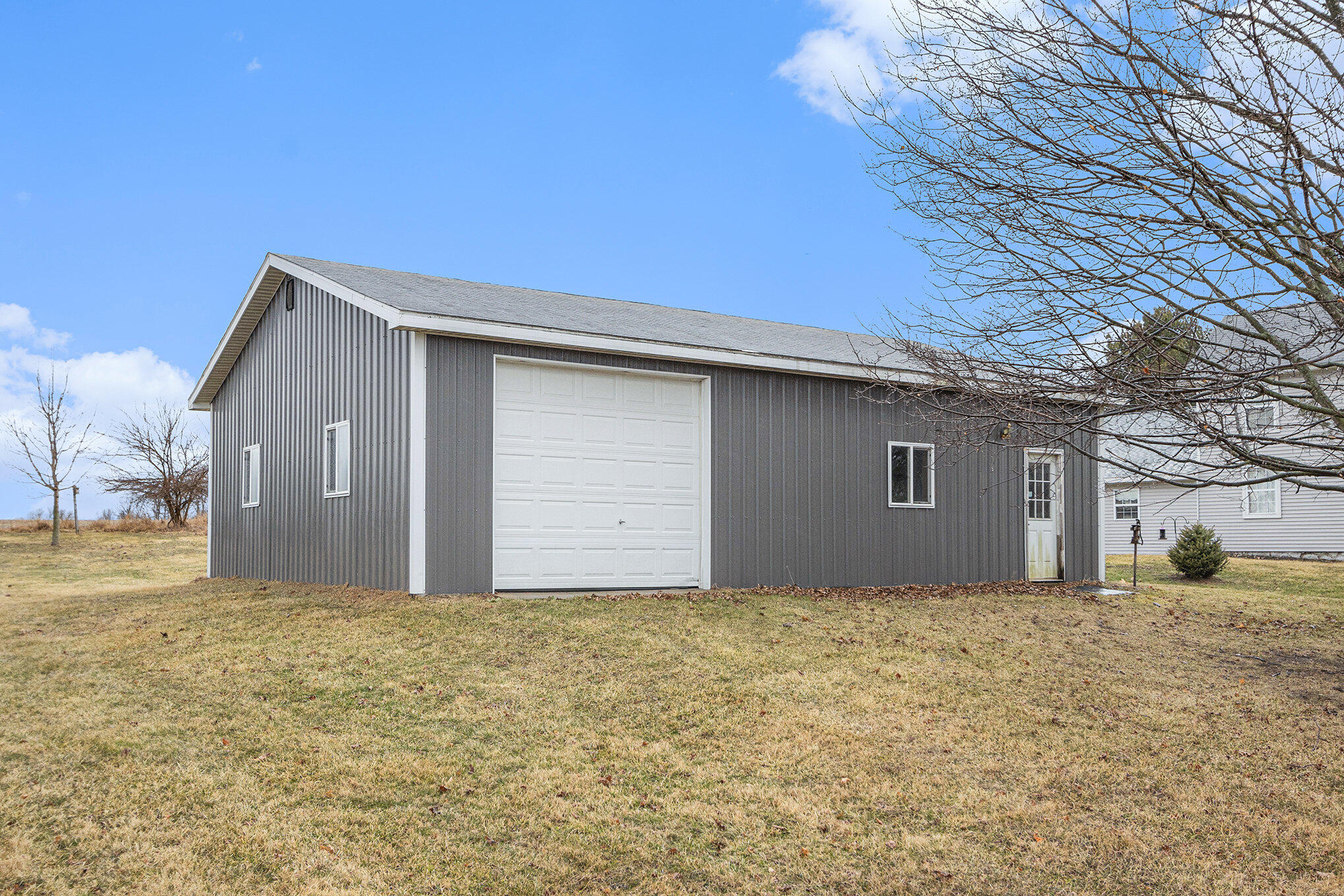 Union City, Michigan 49094, United States, 4 Bedrooms Bedrooms, ,2 BathroomsBathrooms,Residential,Active,83559