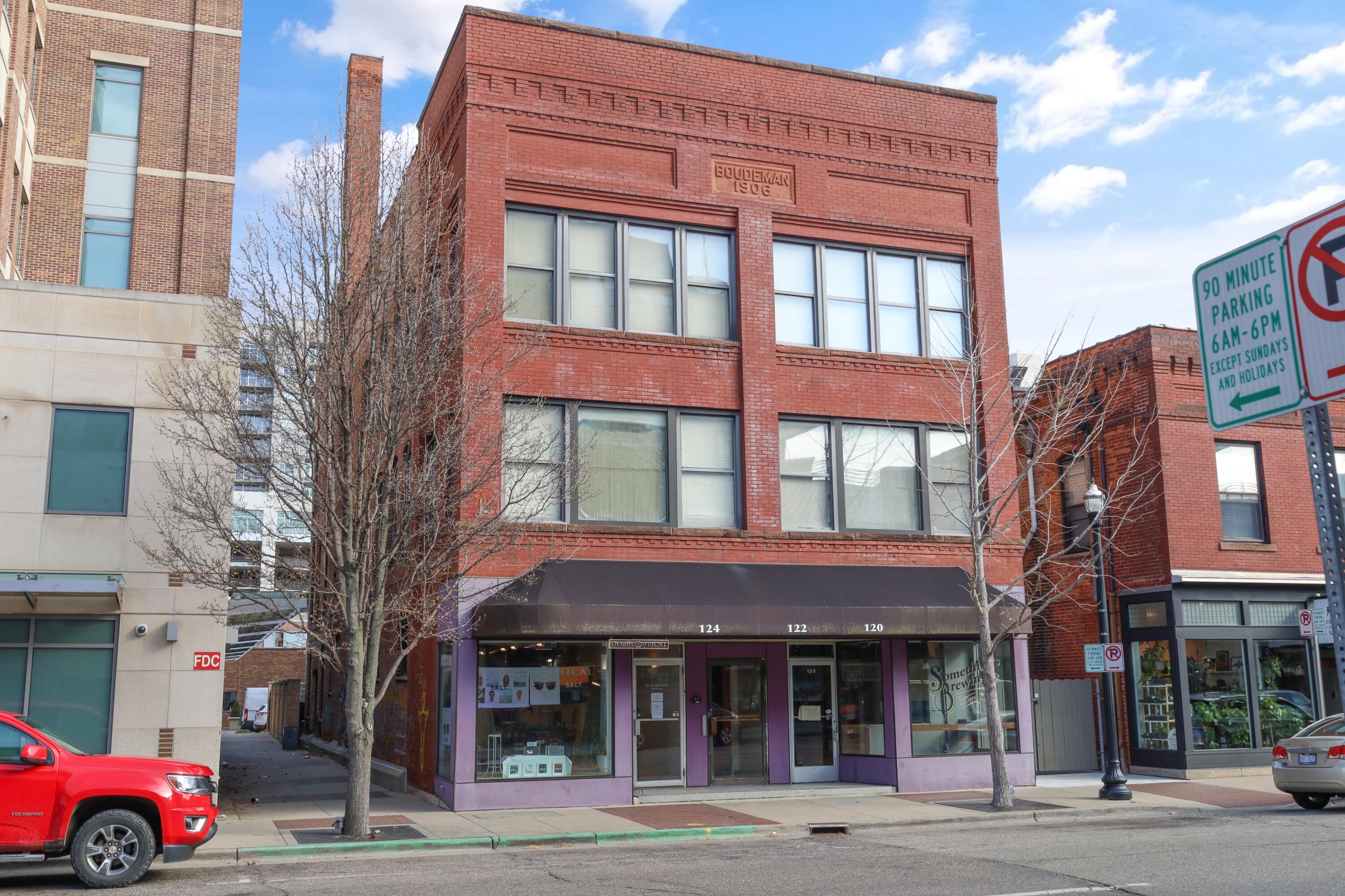 126 W South Street