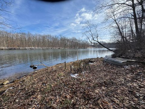 13985 S Indian Springs Road Buchanan MI 49107