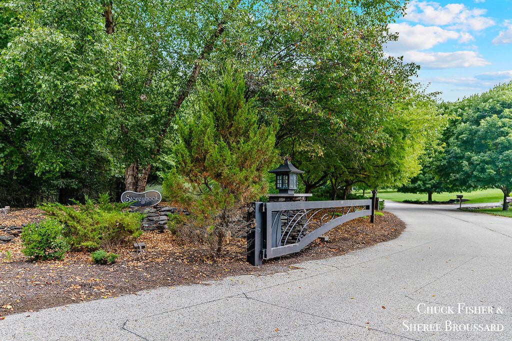 Photo of 7286 Storey Book Lane SE, Ada, MI 49301 (MLS # 25041104)