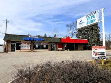 31799 Middlebelt Road Farmington Hills MI 48334