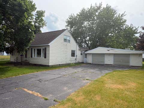 Photo of 1782 Vine Street, Manistee, MI 49660 (MLS # 26044208)