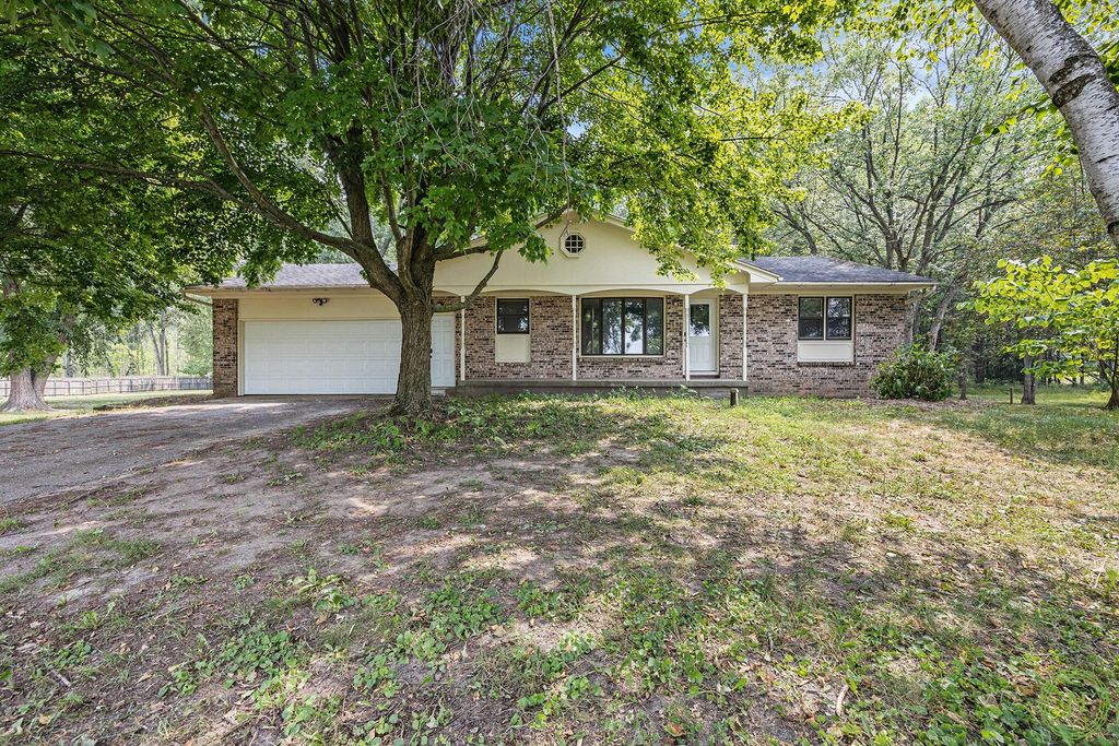 Photo of 8700 Whittall Street NE, Rockford, MI 49341 (MLS # 25039634)