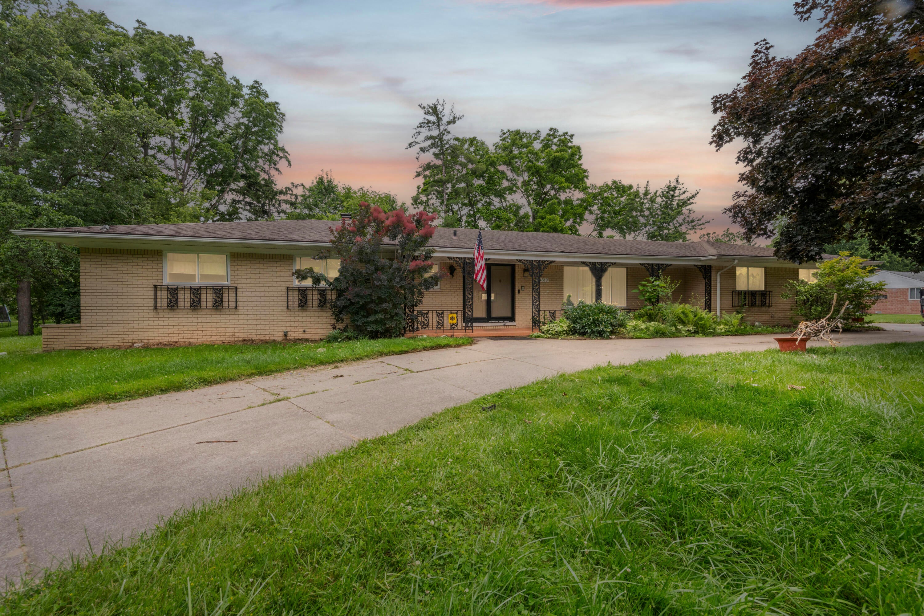 24319 Tamarack Trail