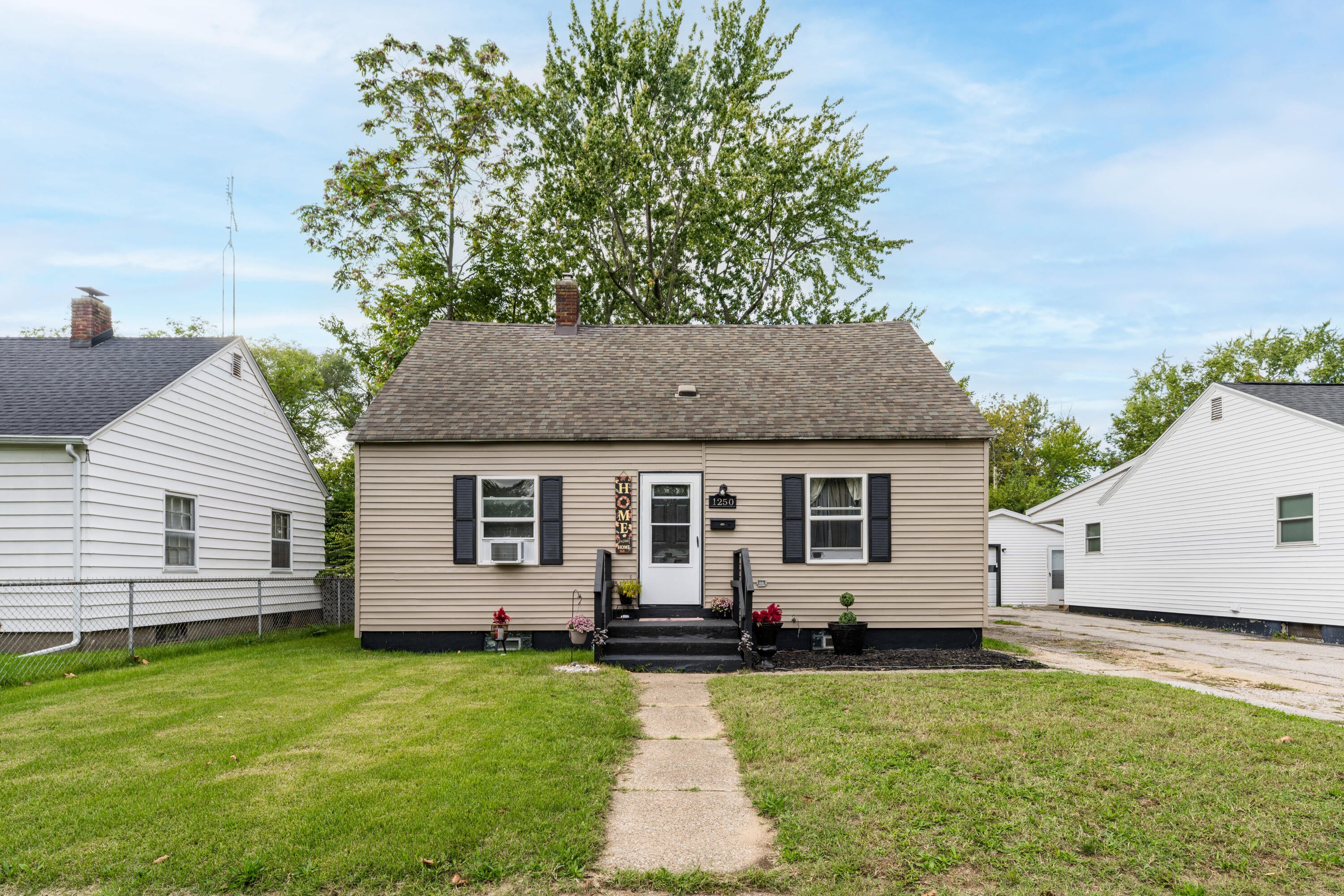 1250 Superior Street