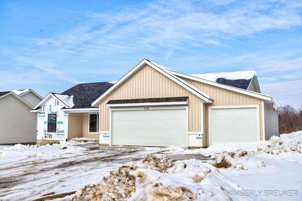 Photo of 6185 Slumber Way, Allendale, MI 49401 (MLS # 26004938)