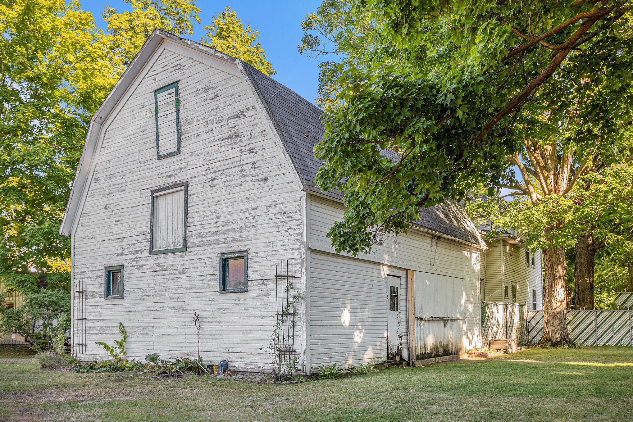 Union City, Michigan 49094, United States, 5 Bedrooms Bedrooms, ,2 BathroomsBathrooms,Residential,Active,205979