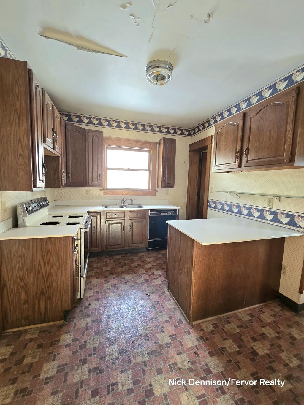 Photo of 397 Main Street, Battle Creek, MI 49014 (MLS # 26005015)