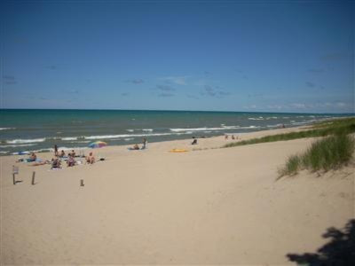 South Haven, Michigan 49090, United States, 4 Bedrooms Bedrooms, ,4 BathroomsBathrooms,Residential,Active,98759