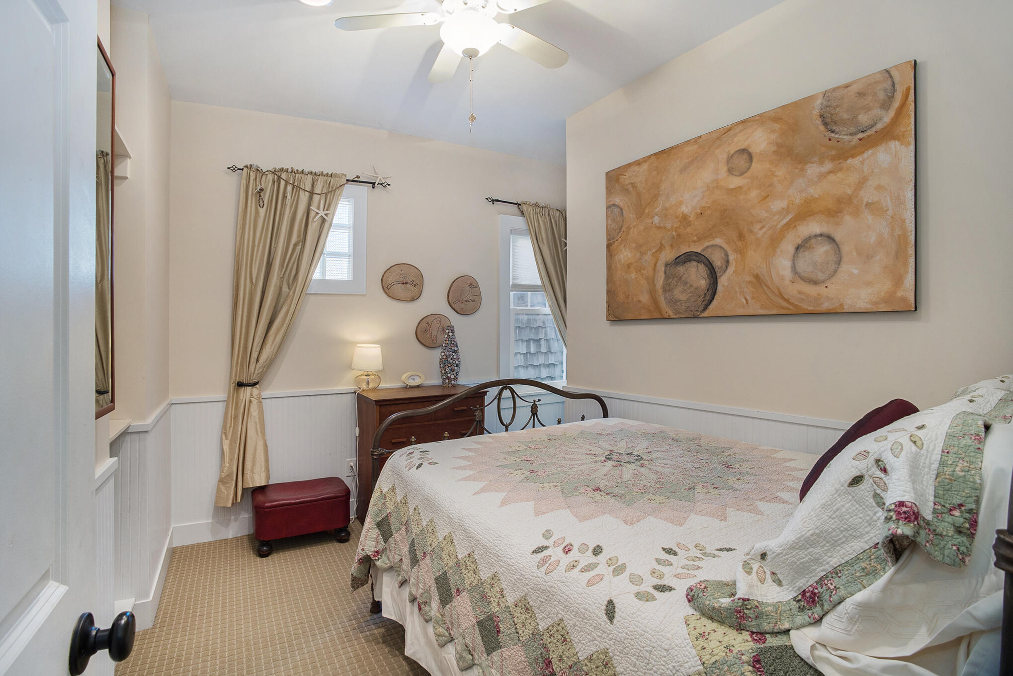 South Haven, Michigan 49090, United States, 4 Bedrooms Bedrooms, ,4 BathroomsBathrooms,Residential,Active,98759