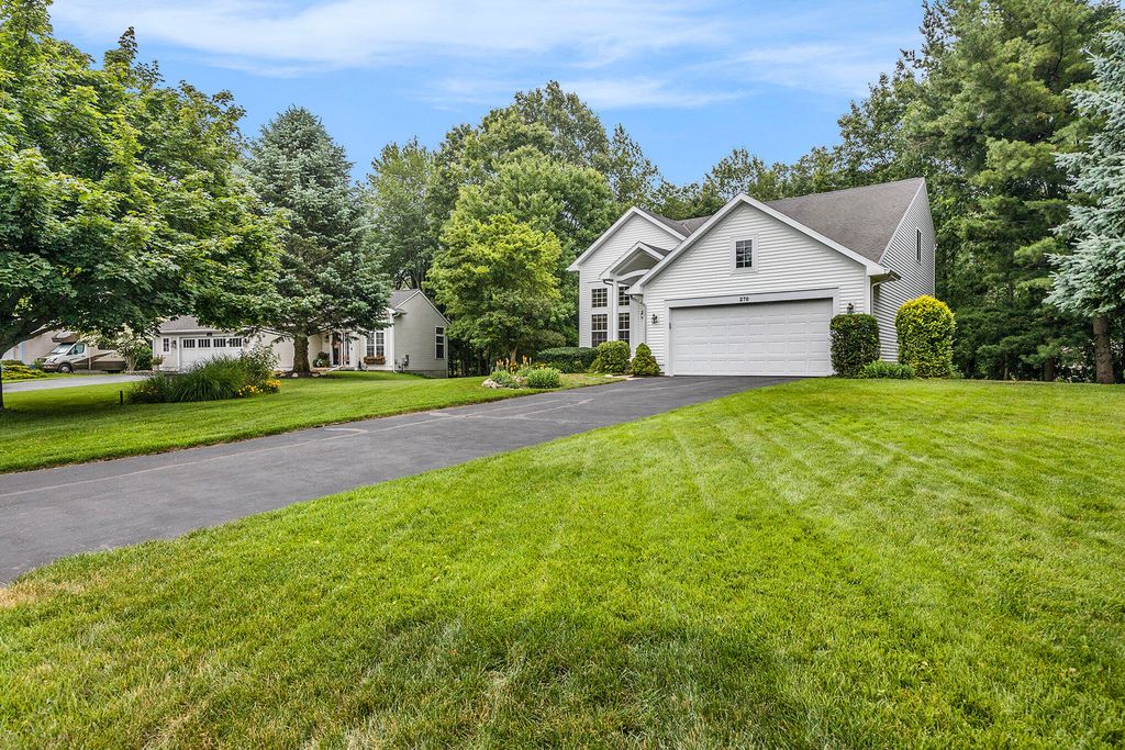 Photo of 270 Silver Ridge Drive, Holland, MI 49424 (MLS # 25032817)
