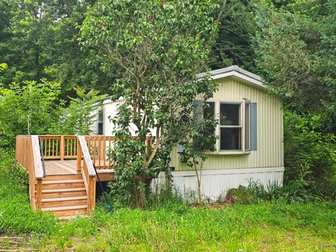Photo of 123 Sessions Road, Shelby, MI 49455 (MLS # 26033794)