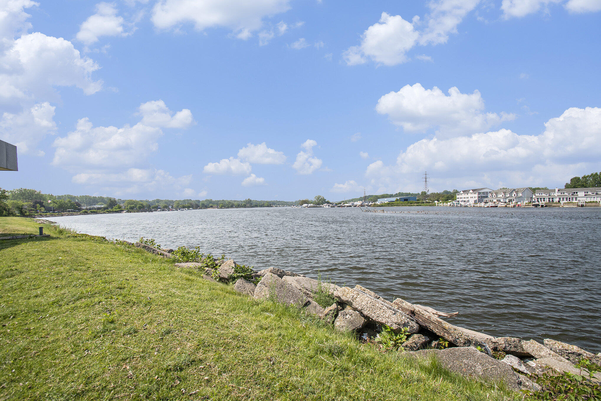 400 Riverview Drive