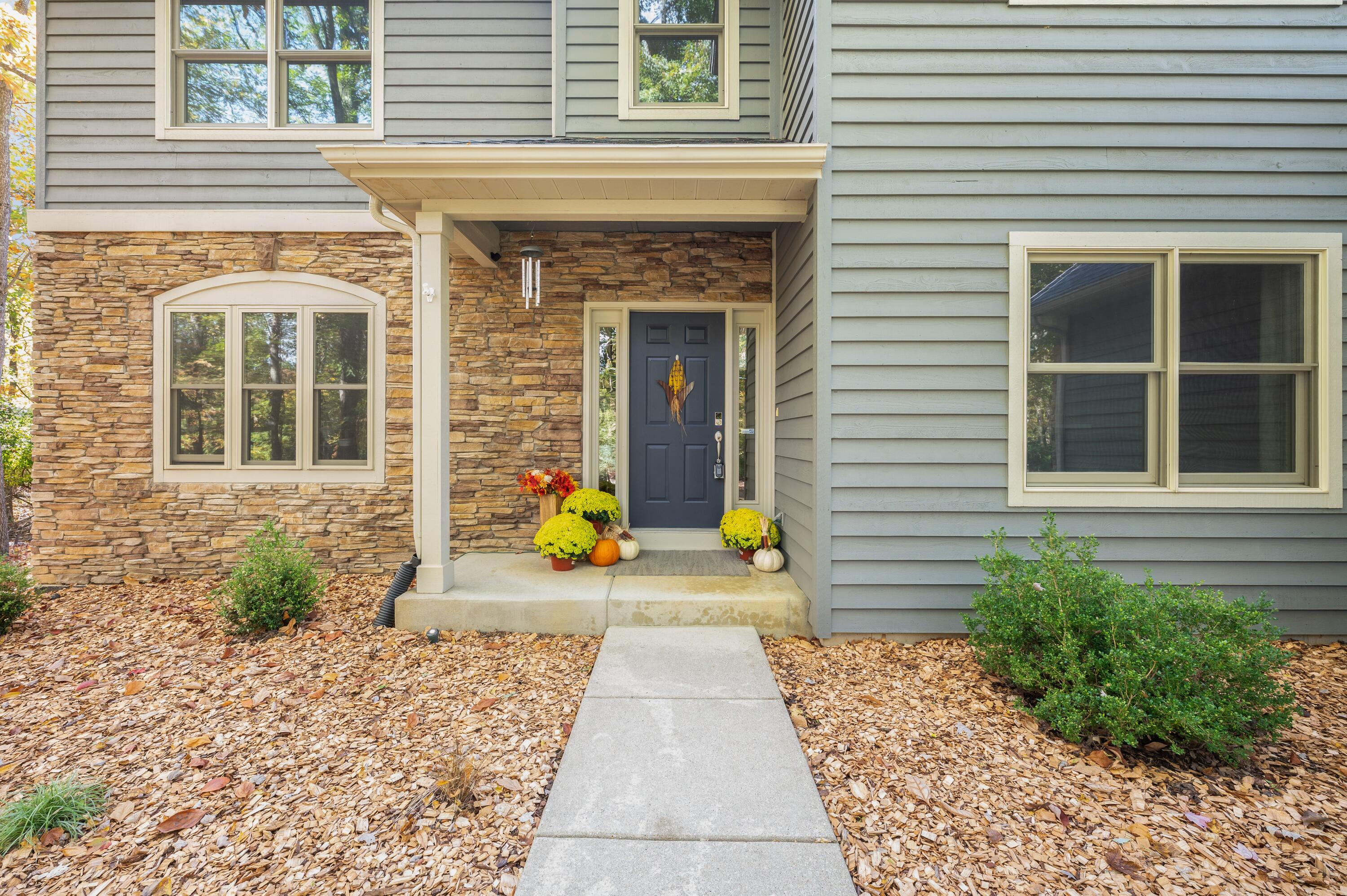 1560 Stonecreek Drive