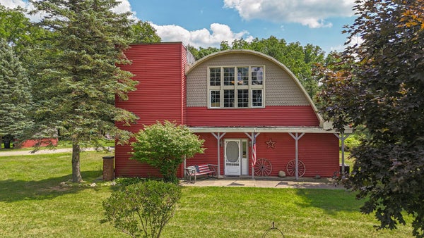 92079 54TH ST, DOWAGIAC, MI 49047 - Image 2b341b0d831099b6ed9bd7351088687d/2011829051