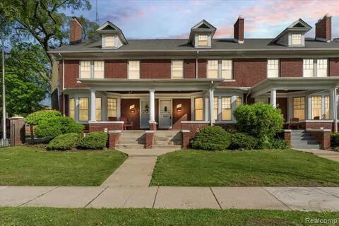 Photo of 8016 3rd Avenue #23, Detroit, MI 48202 (MLS # 26017480)