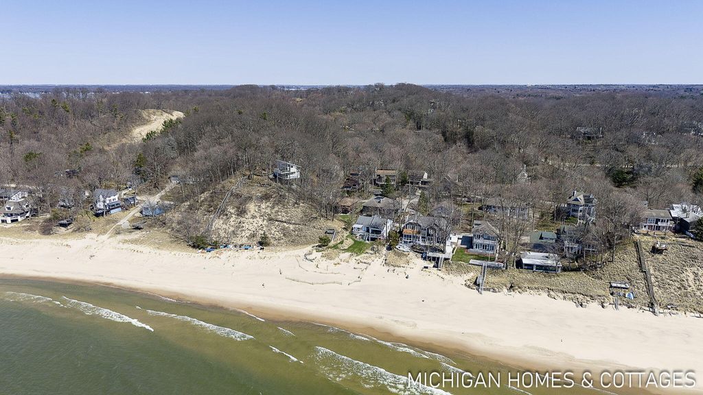 Photo of 6700 Ratcliff Drive, Holland, MI 49423 (MLS # 26016081)