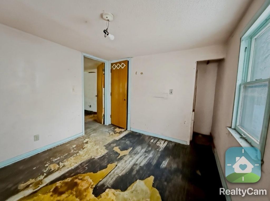 Photo of 111 Rotterdam Avenue, Muskegon, MI 49444 (MLS # 26002745)