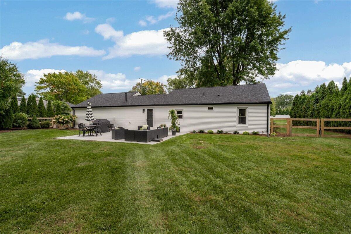 Listing 11