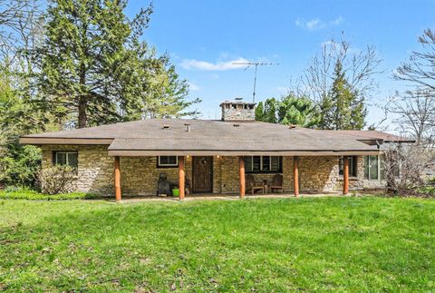 Photo of 501 Morris Drive, Niles, MI 49120 (MLS # 26016626)