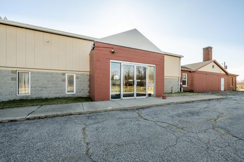 641 S Crystal Avenue Benton Harbor MI 49022