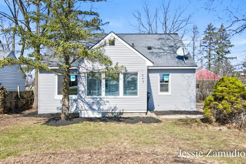 1649 Burton Street SE, Grand Rapids, MI 49506 - MLS#: 25011693