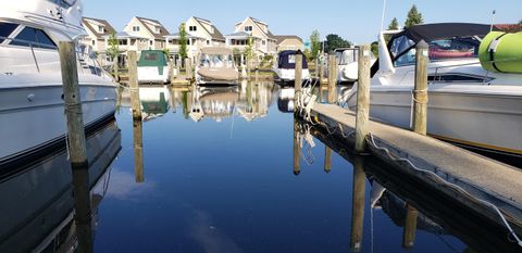 Photo of 910 W Savidge Street #42, Spring Lake, MI 49456 (MLS # 26012224)