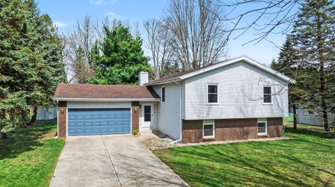 Photo of 17294 Mackinaw Road, Three Rivers, MI 49093 (MLS # 26013731)