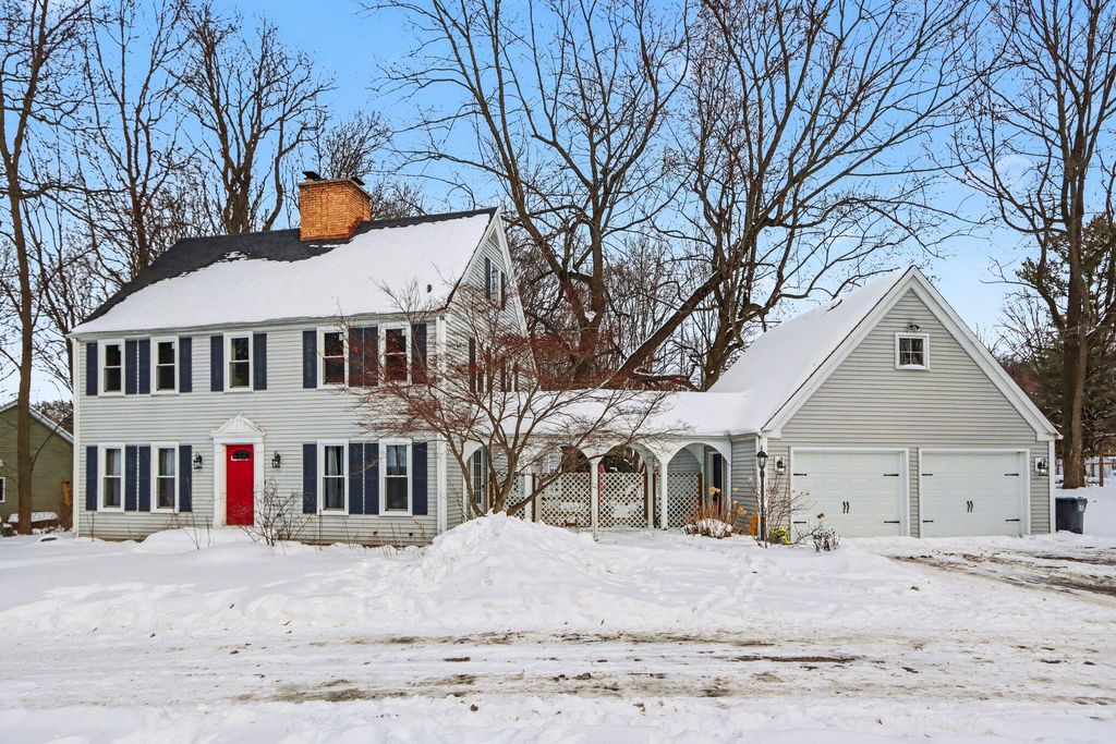 Photo of 200 Golf View Drive, Plainwell, MI 49080 (MLS # 26004939)