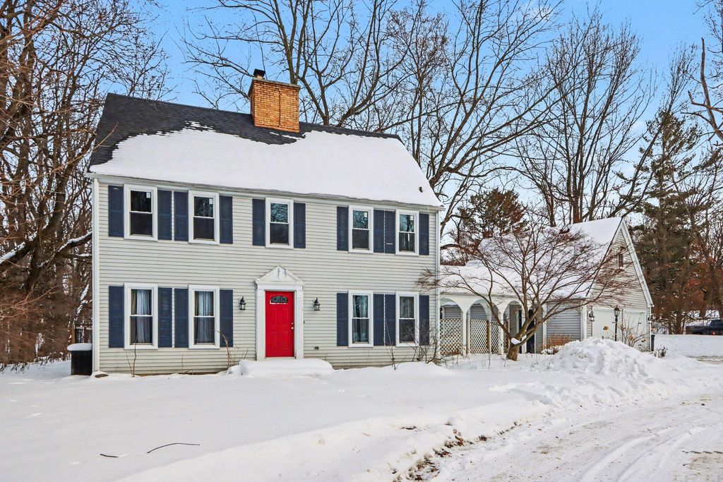 Photo of 200 Golf View Drive, Plainwell, MI 49080 (MLS # 26004939)