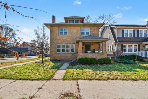 Photo of 1258 Sherman Street SE, Grand Rapids, MI 49506 (MLS # 26013051)