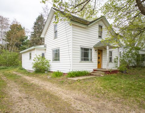 272 Scott Street, Morley, MI 49336 - MLS#: 25022226