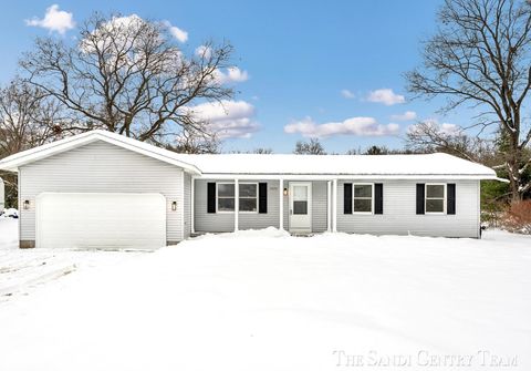 Photo of 2020 W White Lake Drive, Whitehall, MI 49461 (MLS # 25061643)