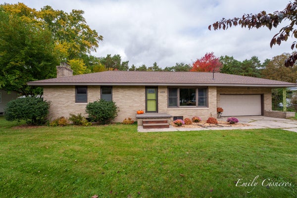 1374 WAGNER AVE, MUSKEGON, MI 49445 - Image 2d95b80db444bd6a564a7aa2122f2841/3479792972