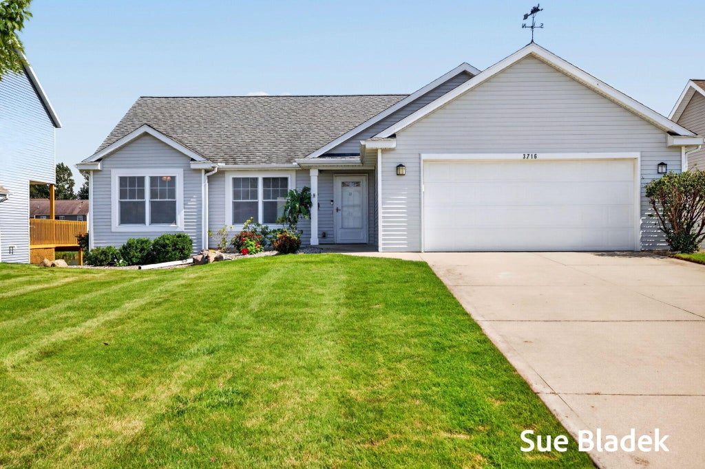 Photo of 3716 Hickoryrow Court, Holland, MI 49424 (MLS # 26049827)