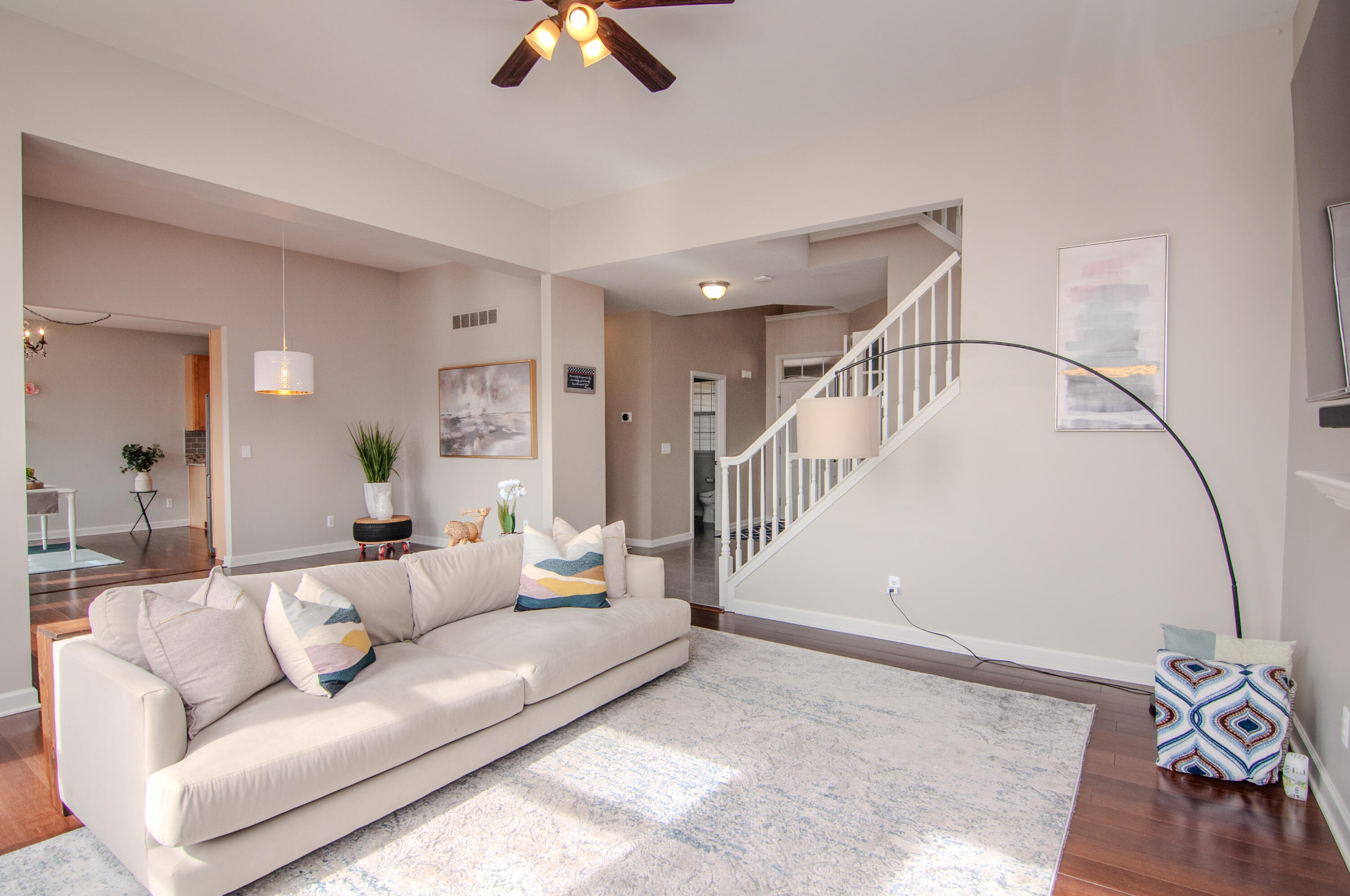 8401 Hummingbird Drive