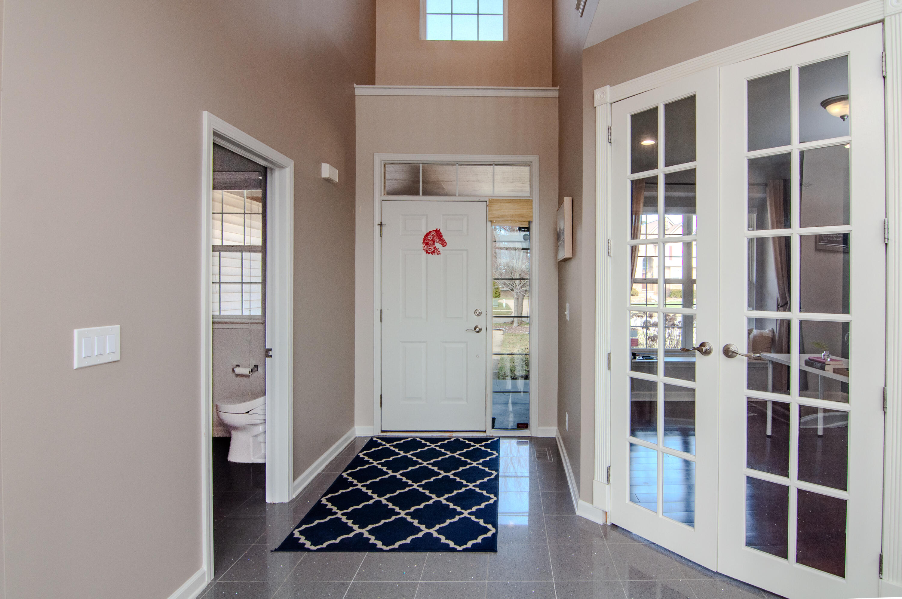 8401 Hummingbird Drive