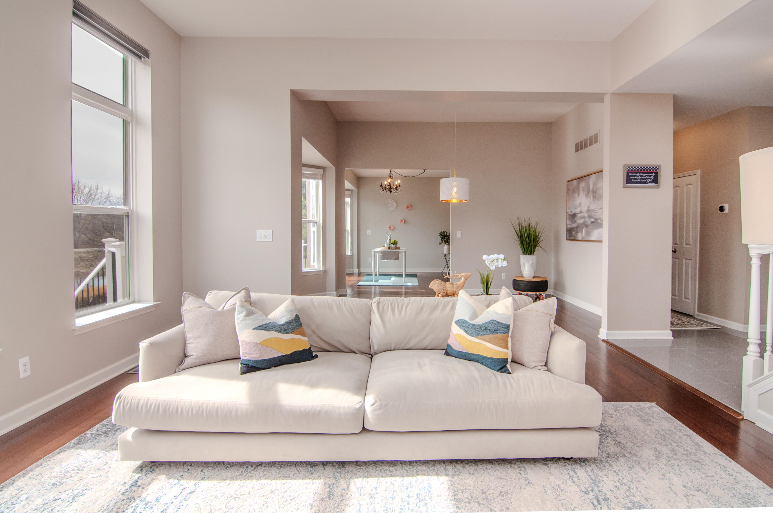 8401 Hummingbird Drive