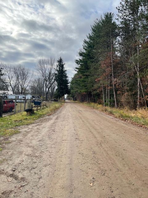 Photo of 2141 N Mason Road, Ravenna, MI 49451 (MLS # 25004570)