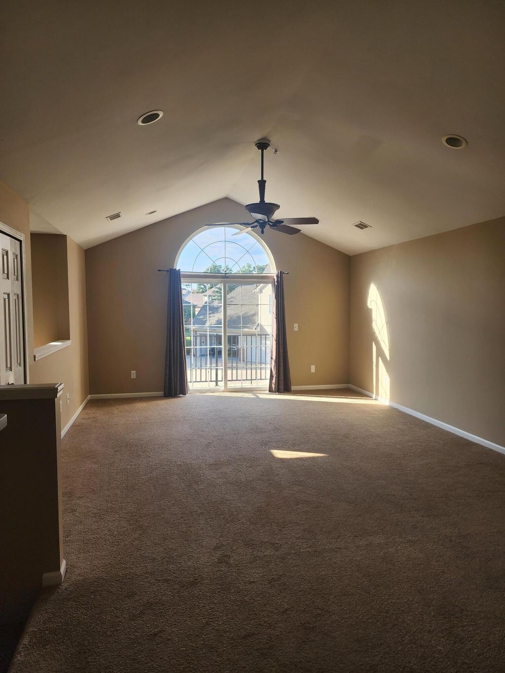 Photo of 55439 Ambassador Court, Shelby Twp, MI 48316 (MLS # 25056228)