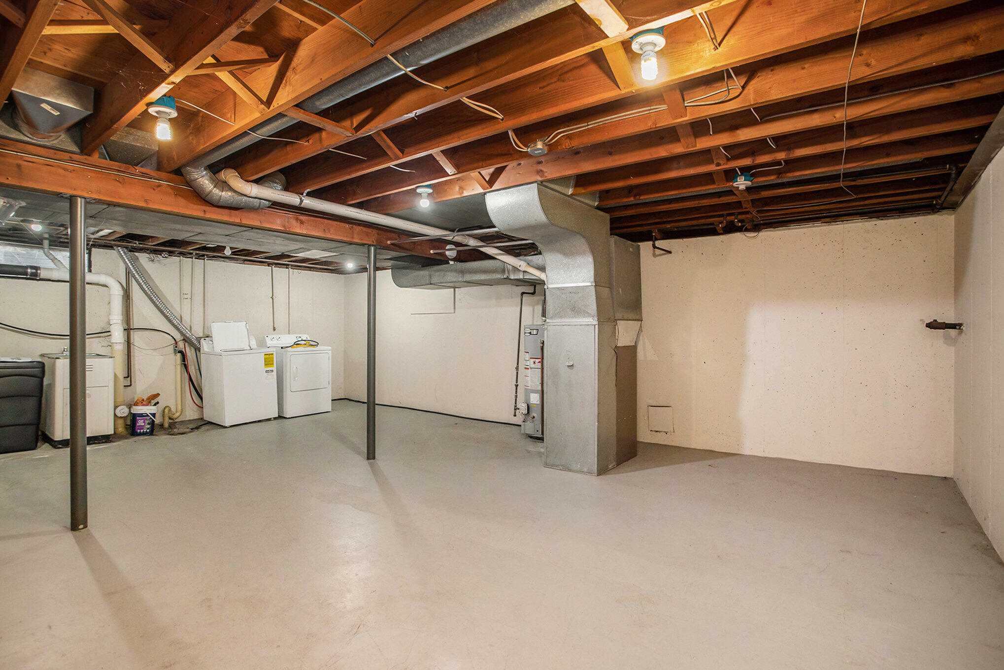 Battle Creek, Michigan 49015, United States, 4 Bedrooms Bedrooms, ,2 BathroomsBathrooms,Residential,Active,98212